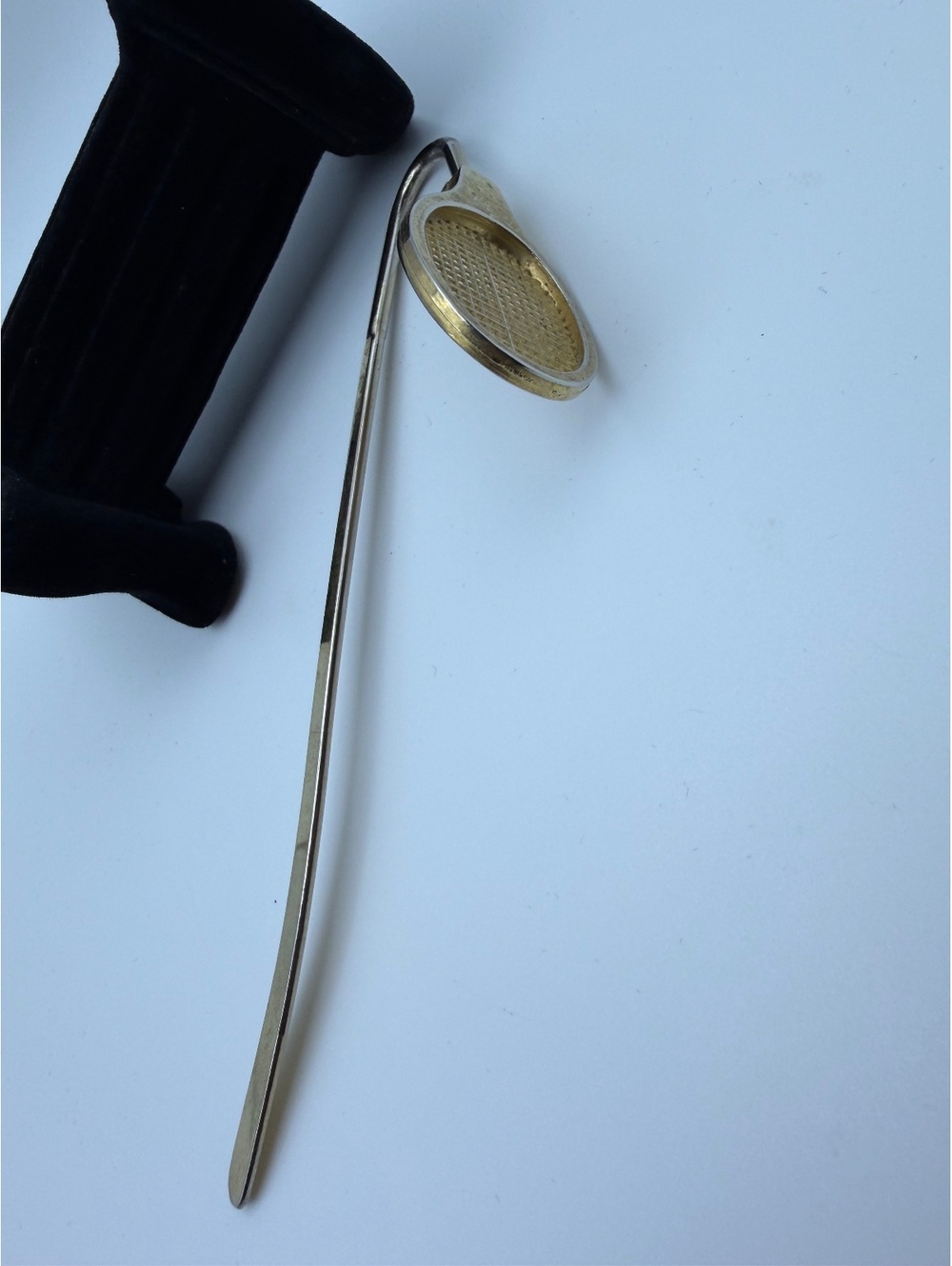 Gold tone tennis racket bookmark